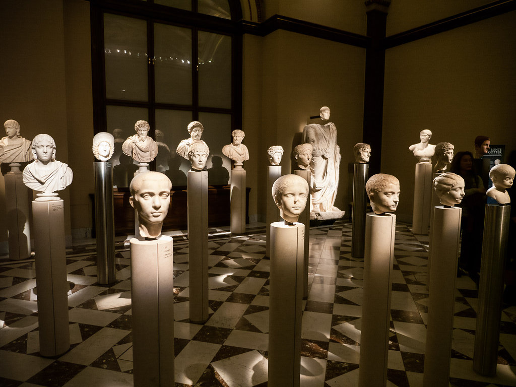 Hall of Heads at Kunsthistorisches Museum